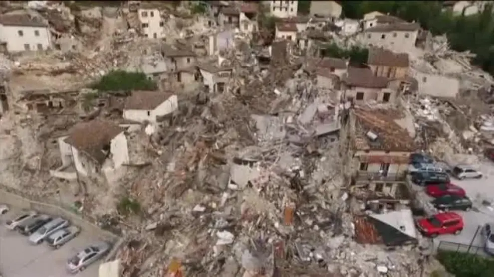 Pescara del Tronto a vista de dron, un pueblo convertido en ruinas