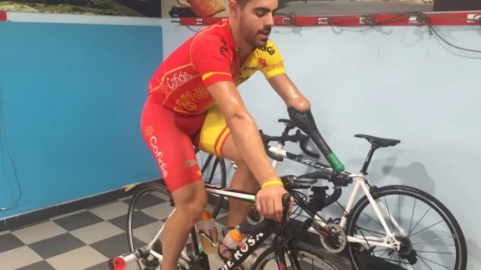 El ciclista Alfonso Cabello en sus primeros días en Río