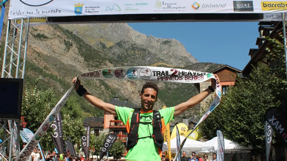 Dani Amat bate el récord de la Trail 2 Heaven de Benasque