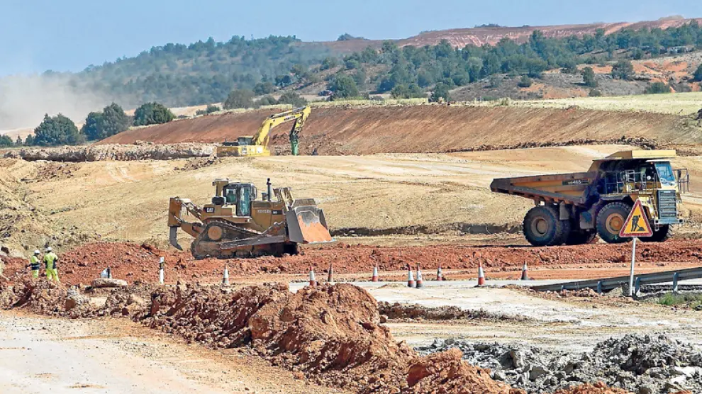 Trabajos relativos a la construcción de la autovía en las inmediaciones de Torreblacos
