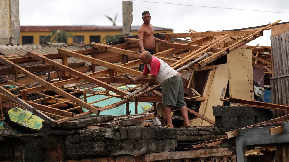 Destrozos por el huracán 'Matthew' a su paso por Cuba.