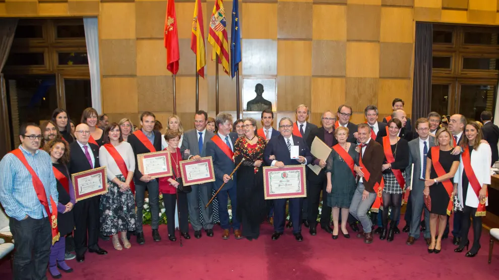 Acto de entrega de medallas del Ayuntamiento de Zaragoza.