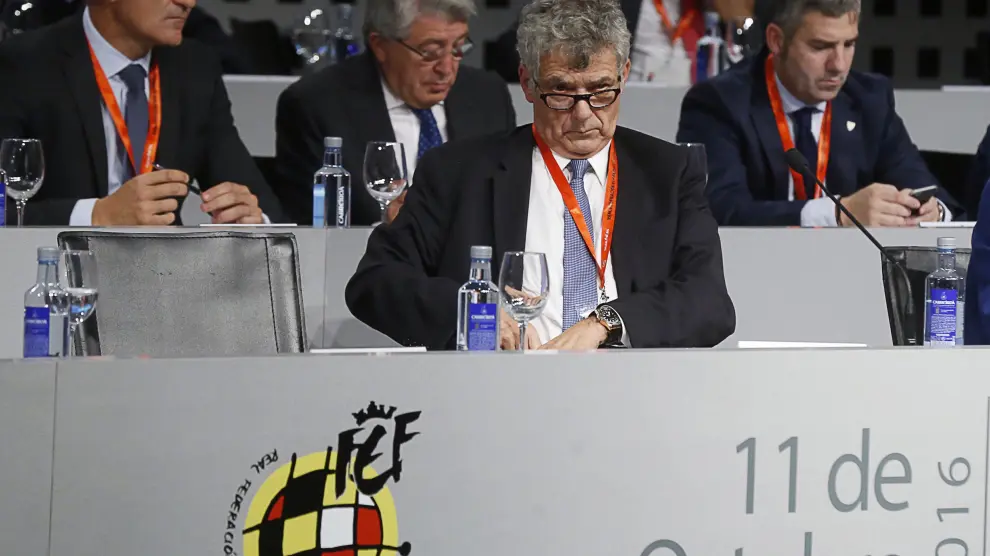 Ángel María Villar, durante una asamblea de la RFEF.