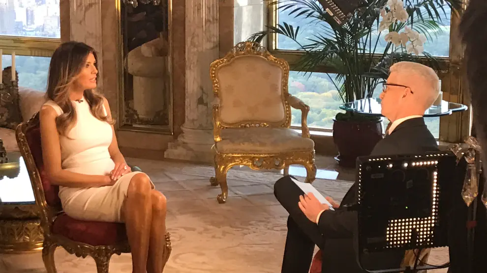 Melania Trump durante una entrevista en la CNN.