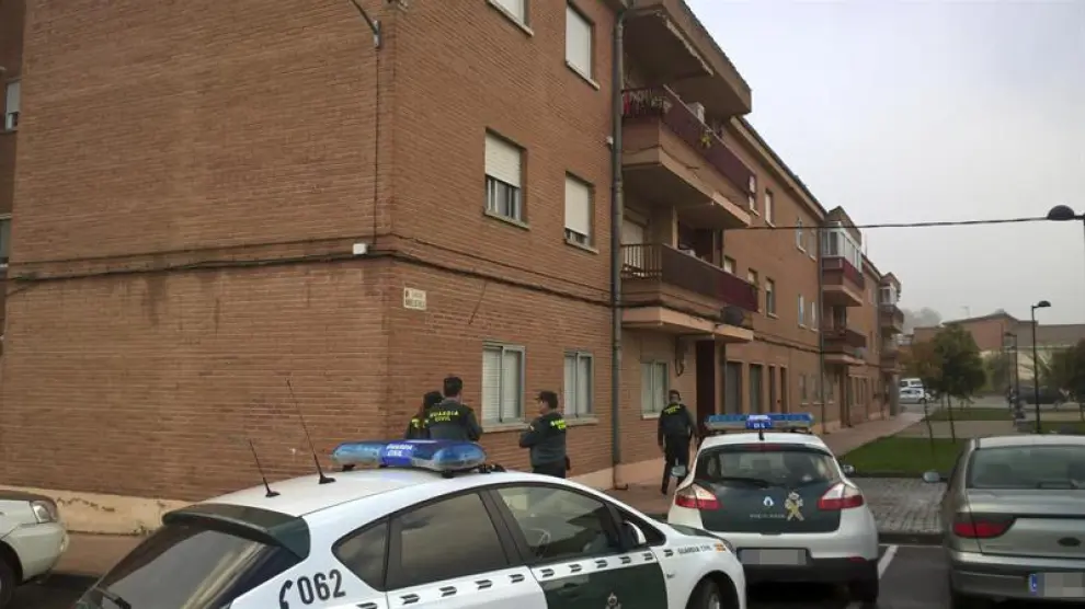 Un hombre y una mujer han aparecido muertos a primera hora de este jueves en una vivienda en la localidad salmantina de Fuentes de Oñoro