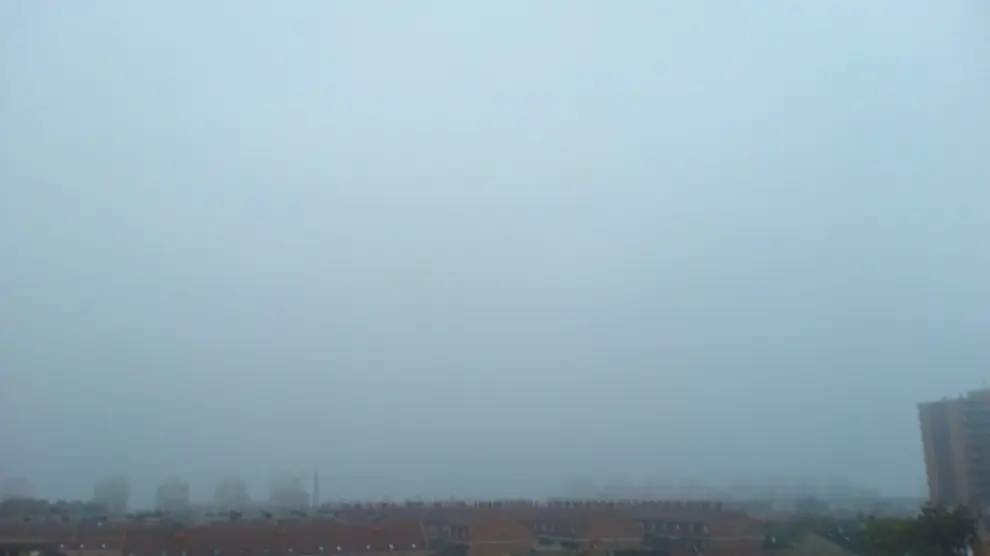 Niebla en Zaragoza.