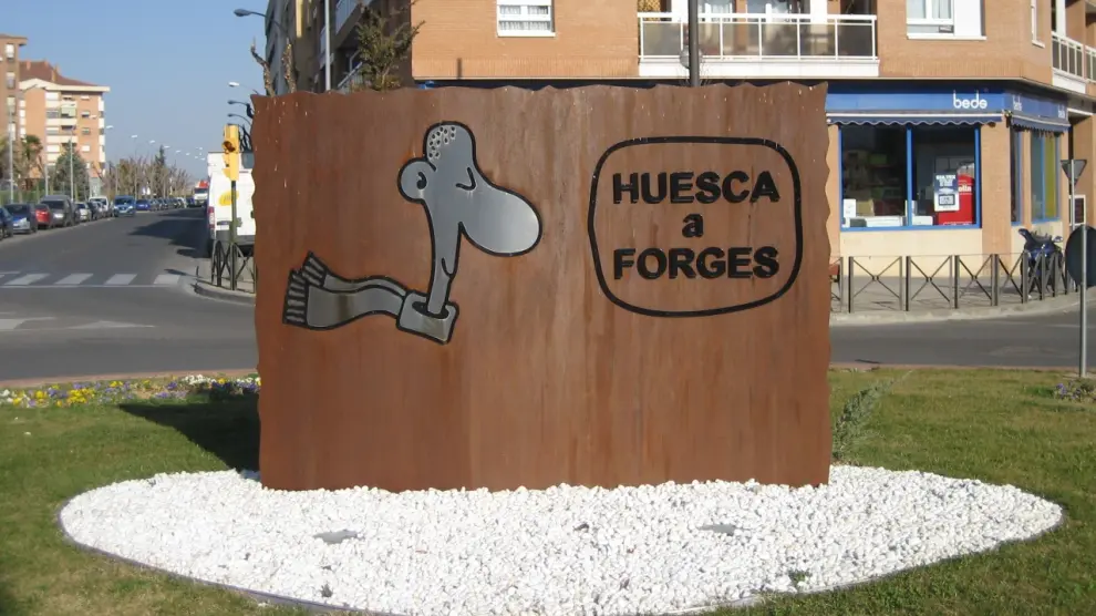 Rotonda de Huesca en homenaje a Forges