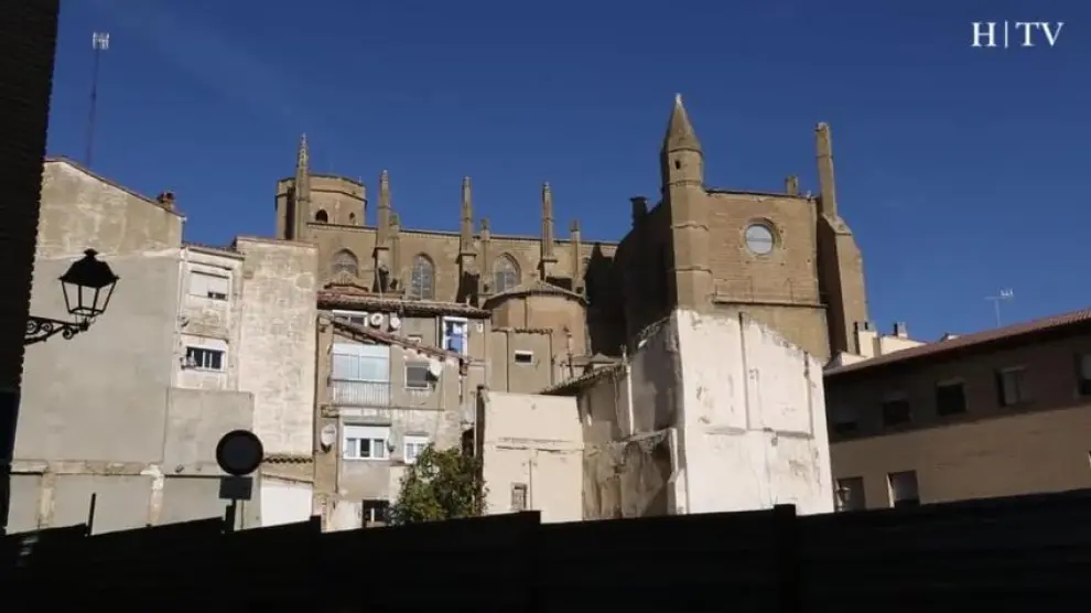 Los pináculos del ábside, algunas de las reformas en la catedral de Huesca