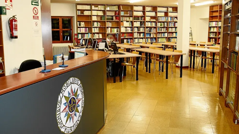 Biblioteca del centro asociado de la UNED de Soria, en las instalaciones de la Casa de la Tierra.