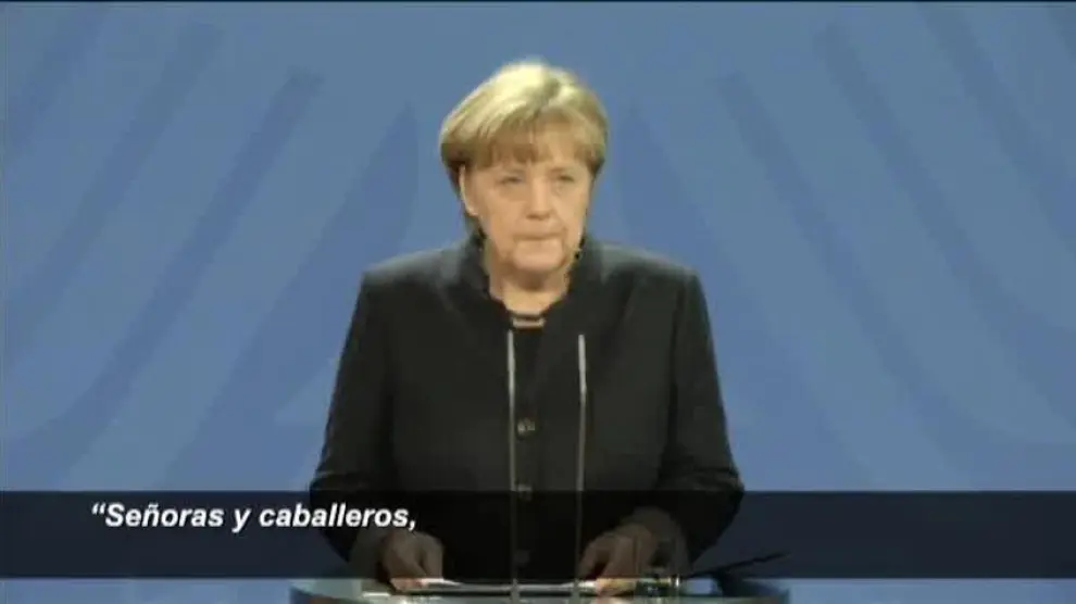 Merkel pide "una Alemania libre, unida y abierta"