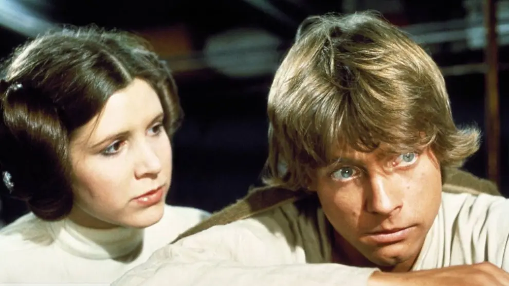 Mark Hamill y Carrie Fisher caracterizados como Luke y Leia