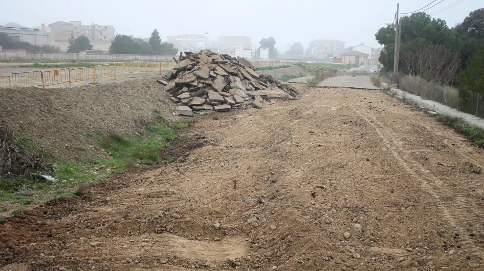 Las obras para reparar la vía se están ejecutando en la entrada a Gallur por la VP-24.