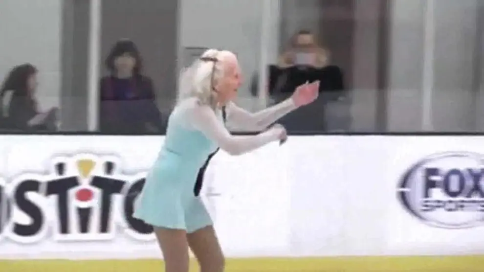 La increíble demostración de patinaje de una anciana de 90 años