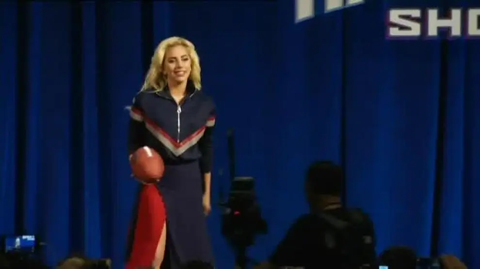 Lady Gaga calienta motores para la Super Bowl