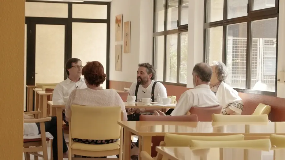 Un momento de la grabación del documental 'Entre personas', realizado por Javier Macipe con motivo del 25 aniversario de la Fundación Rey Ardid.