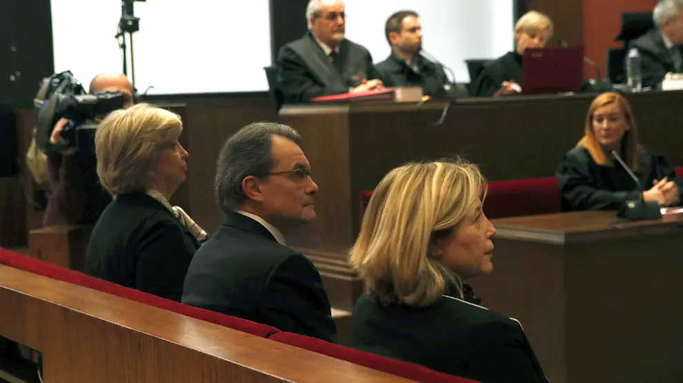 Artur Mas en la sala del Tribunal Superior de Justicia de Cataluña.