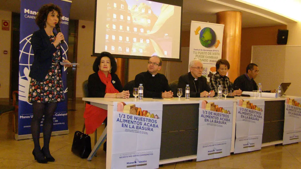 La presentación del nuevo proyecto de la delegación diocesana de Manos Unidas transcurrió en el Centro de Mayores de Tarazona.