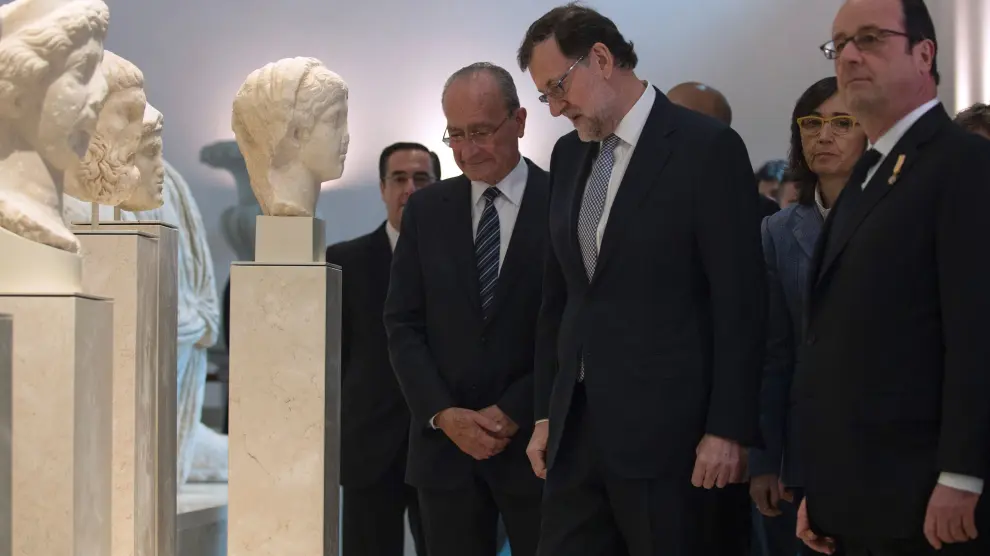 Rajoy y Hollande en el Museo de Málaga.