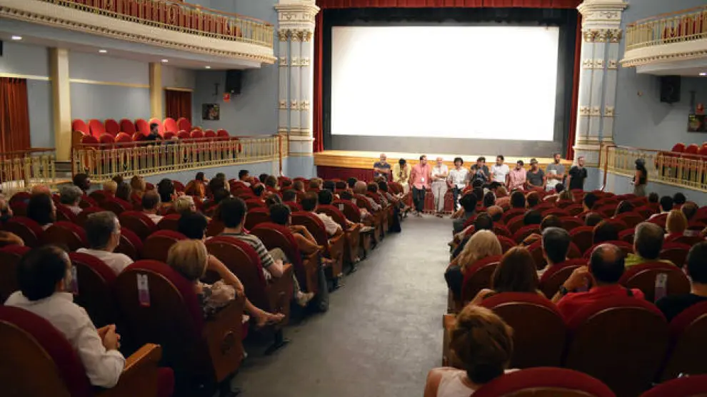 La comedia aragonesa inunda el Teatro Bellas Artes de Tarazona.