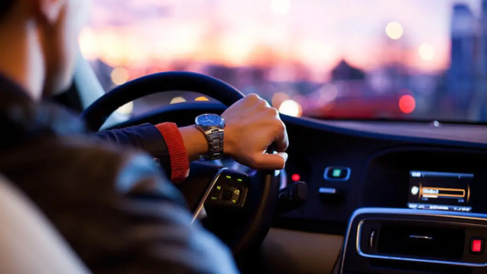 El nuevo sistema de bajo coste detecta la fatiga y situaciones de distracción en los conductores