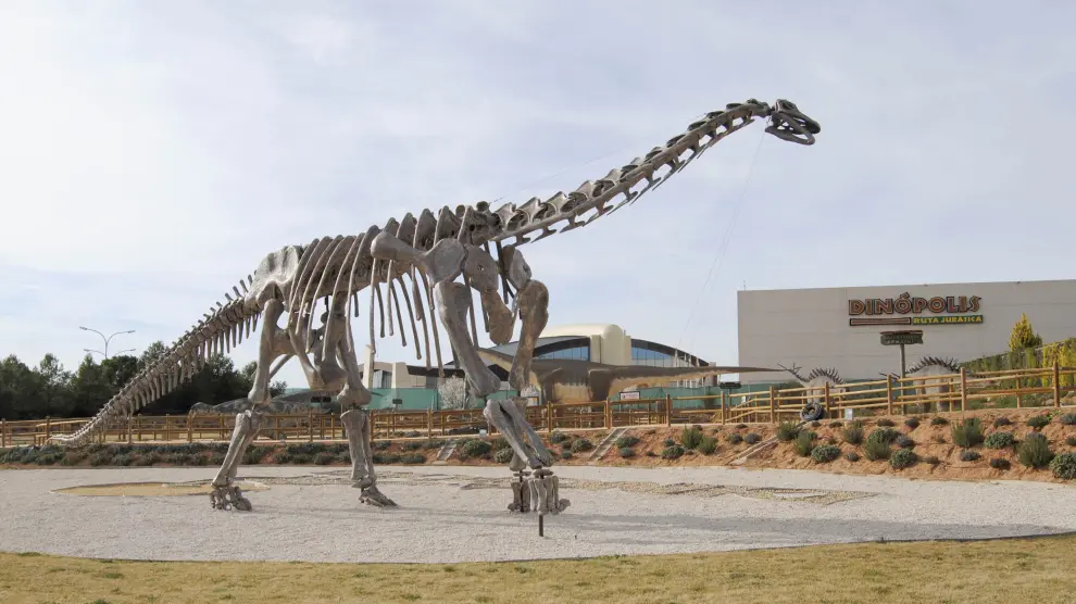 El esqueleto completo del dinosaurio más grande de Europa, Turiasaurus riodevensis.