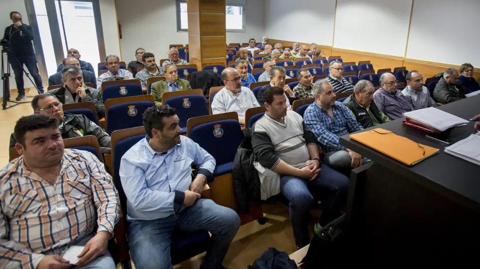 Imagen de la reunión de clubes mantenida en la Federación Aragonesa de Fútbol.