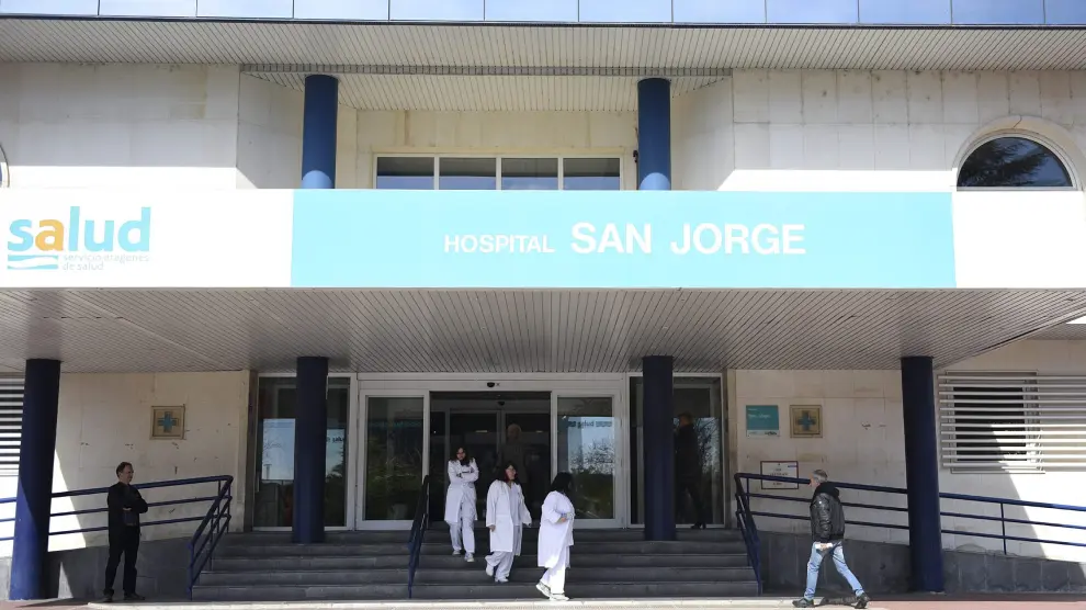 El hospital San Jorge lleva casi 20 años reclamando un equipo de resonancia magnética.