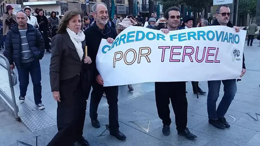 Manifestación histórica en Teruel para reclamar un ferrocarril digno