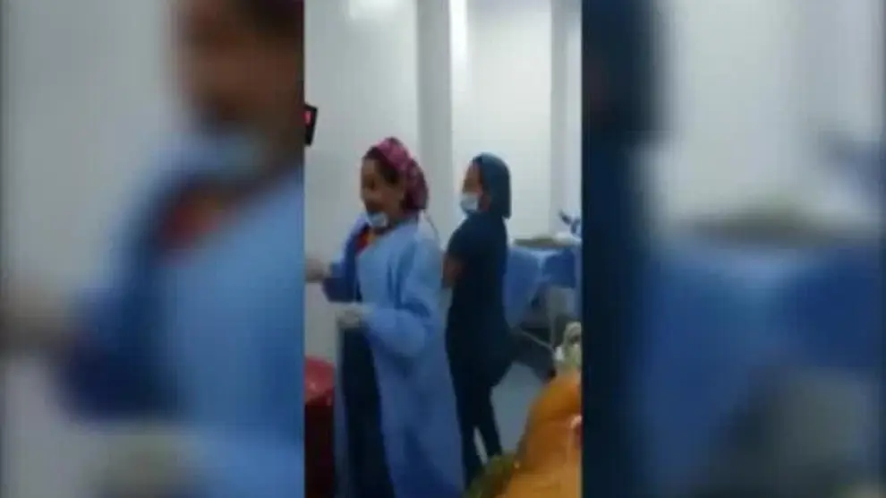 El baile de unas enfermeras en pleno quirófano que les costó su empleo