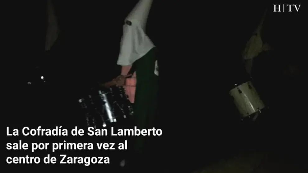 La Cofradía de San Lamberto sale por primera vez al centro de Zaragoza
