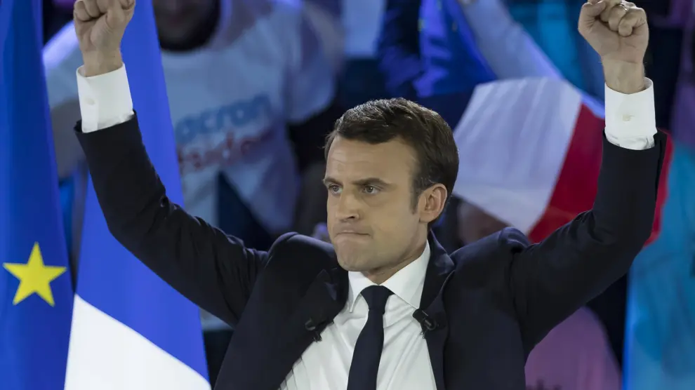 Macron durante un acto electoral celebrado este lunes en París.
