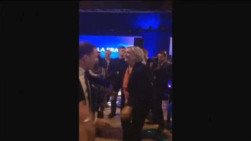 Marine Le Pen al ritmo de 'YMCA' tras su derrota