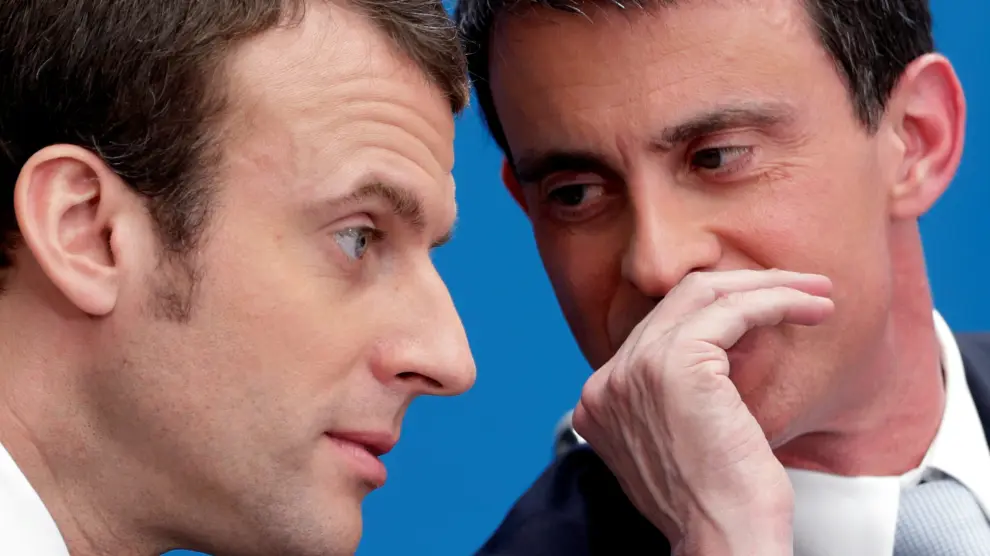 Foto de archivo de Macron y Valls.