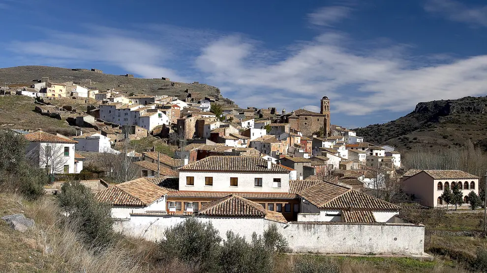 Panorámica de Calcena, una de las localidades incluidas en el entorno de esta travesía.
