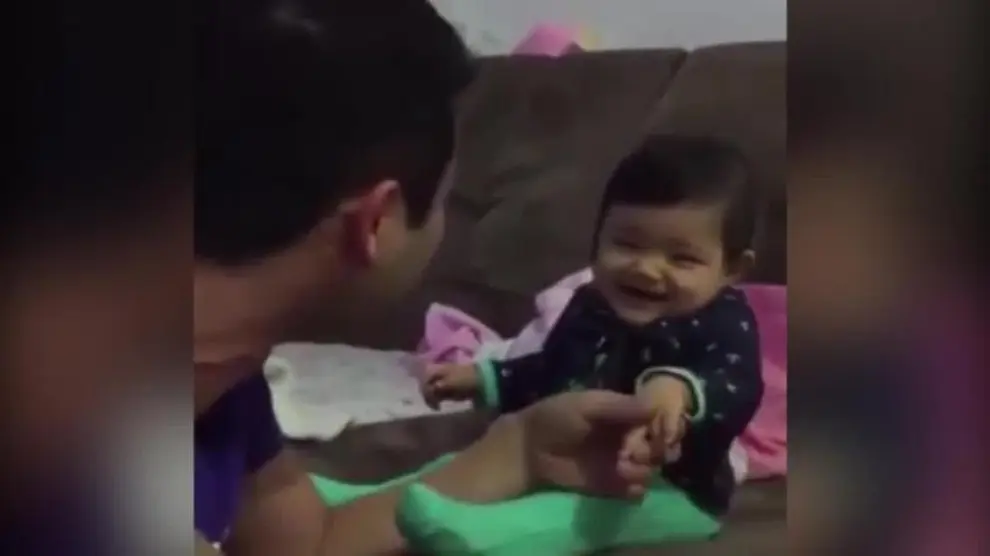 La risa contagiosa del bebé viral del momento