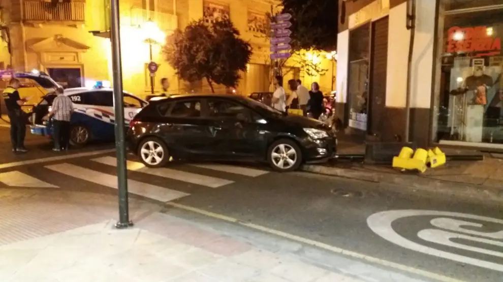 Accidente ocurrido en la calle San Vicente de Paul, a la altura de la calle Mayor.