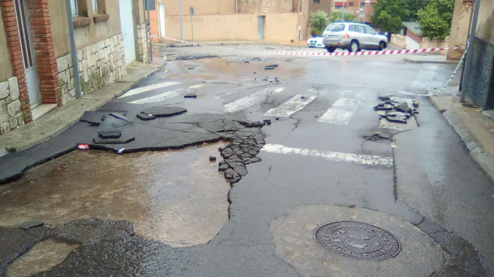 Las lluvias han deteriorado el pavimento en varias calles