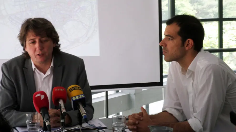 El alcalde de la capital, Carlos Martínez, ha dado cuenta esta mañana del plan de obras de Aguas de Soria que permitirá invertir dos millones de euros con un programa plurianual en distintas mejoras de las infraestructuras.