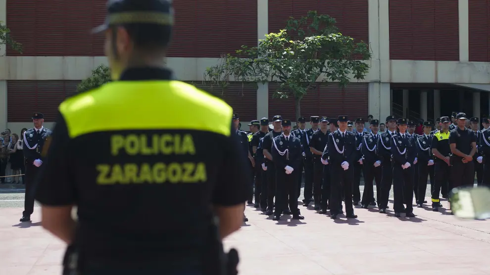 Agentes de la Policía Local de Zaragoza en la celebración de su patrona