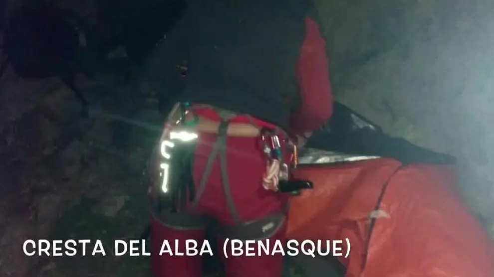 Heridos graves dos montañeros en la cresta del Alba de Benasque
