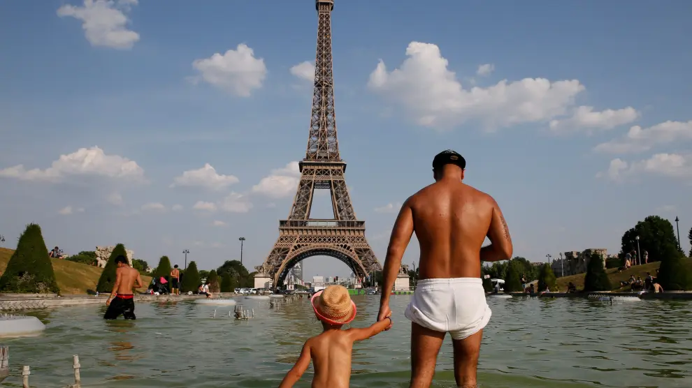 En París y los suburbios, los parques estarán abiertos las 24 horas.