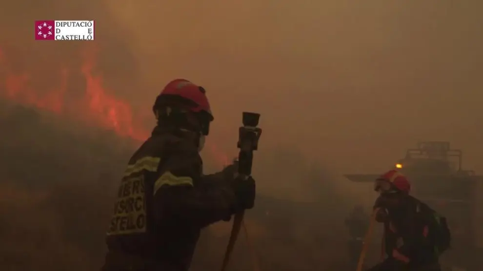El fuego en la Sierra de la Calderona afecta ya a 975 hectáreas