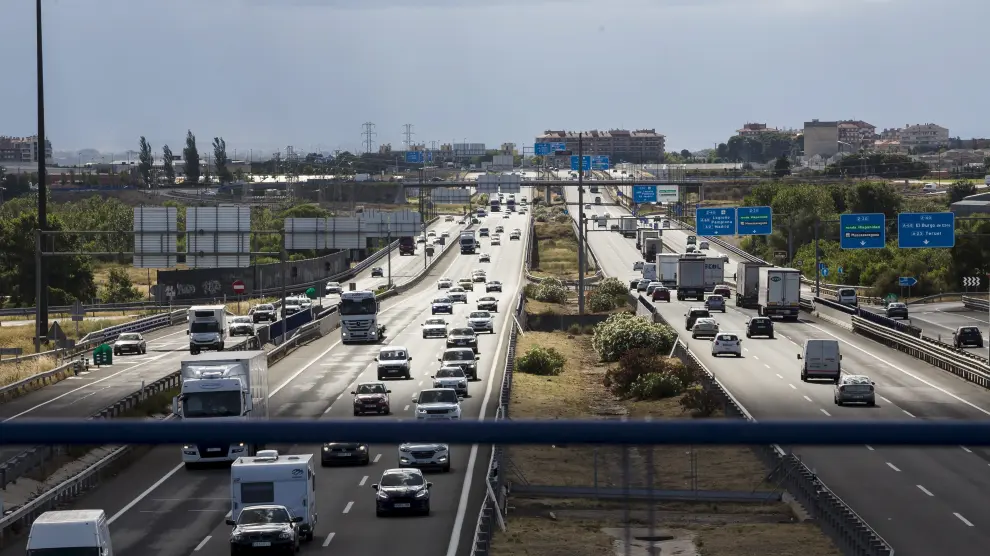 La Ronda Norte de Zaragoza fue una de las vías que más volumen de tráfico soportó durante la primera jornada de la operación salida.