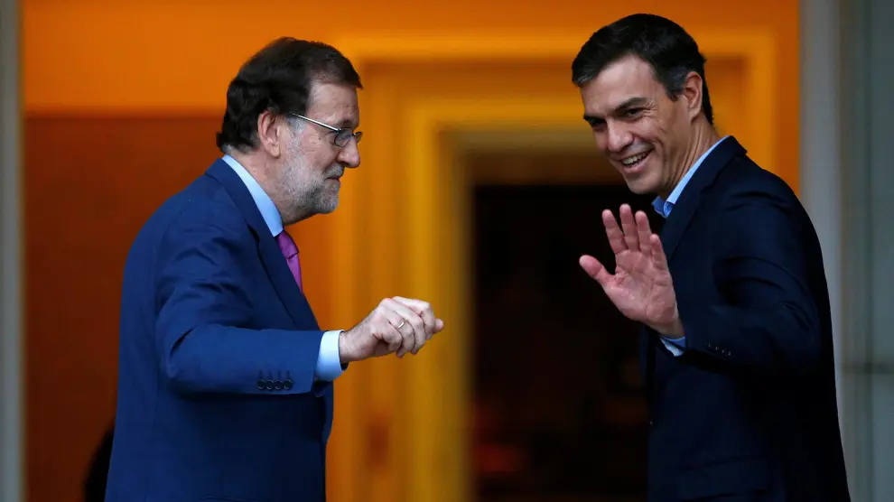 Rajoy y Sánchez han defendido la misma postura durante su conversación