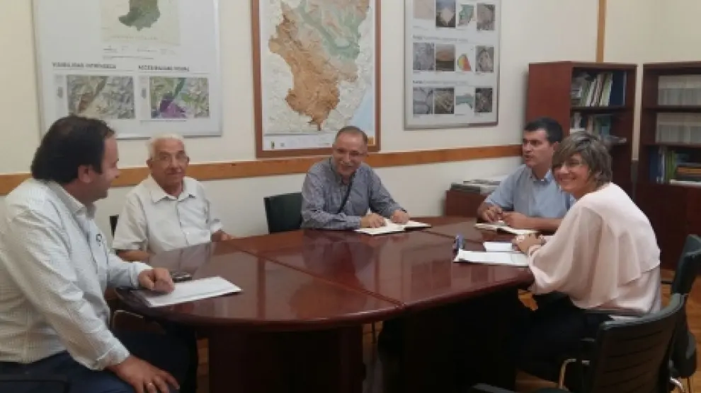 Joaquín Palacín y Mayte Andreu han mantenido un encuentro de trabajo con representantes de 'Pueblos Vivos'.