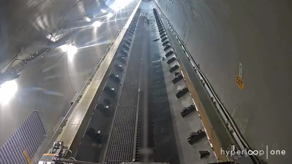 Hyperloop One realiza primera prueba a escala completa