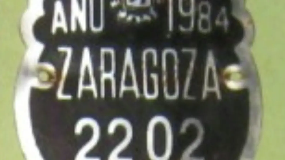 Matrícula de 1984 de una bicicleta en Zaragoza