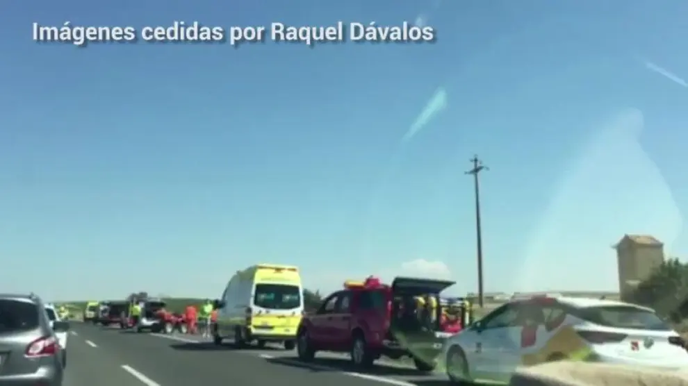 Dos fallecidos y un herido en un accidente de tráfico en Boquiñeni