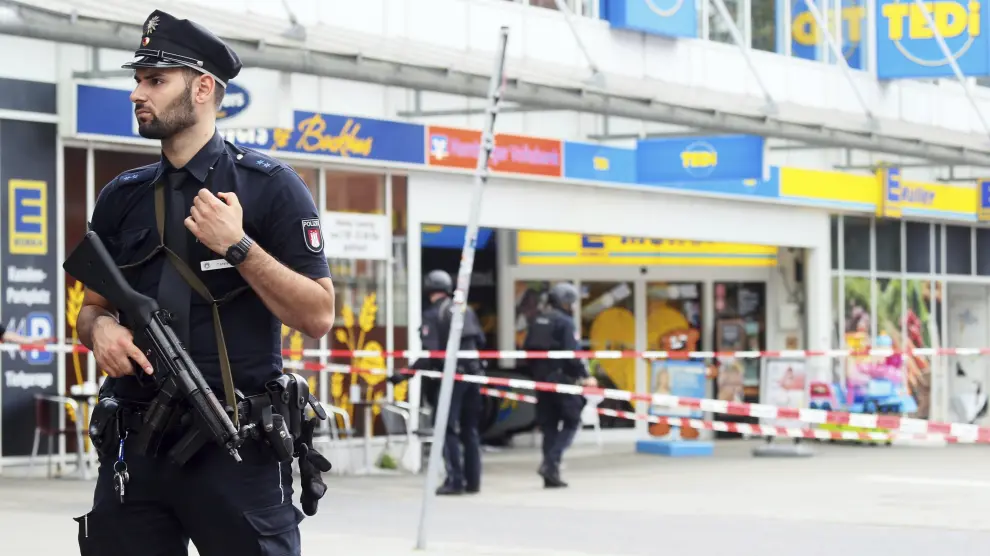 Un muerto y tres heridos tras un ataque con cuchillo en Hamburgo