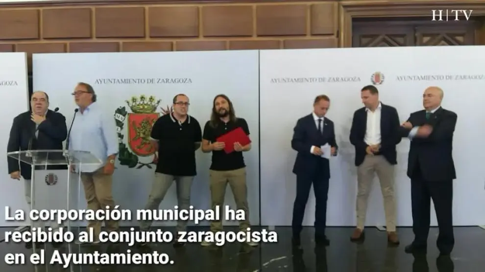 El Real Zaragoza ha sido recibido por la corporación municipal